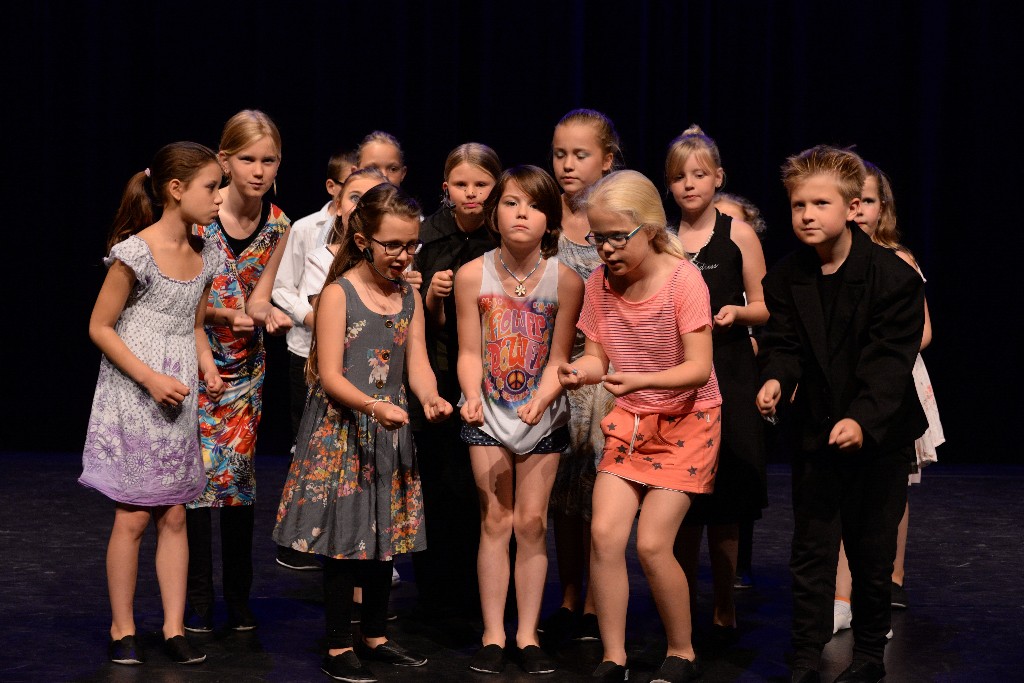 ../Images/Musical Nanny de Vries 032.jpg